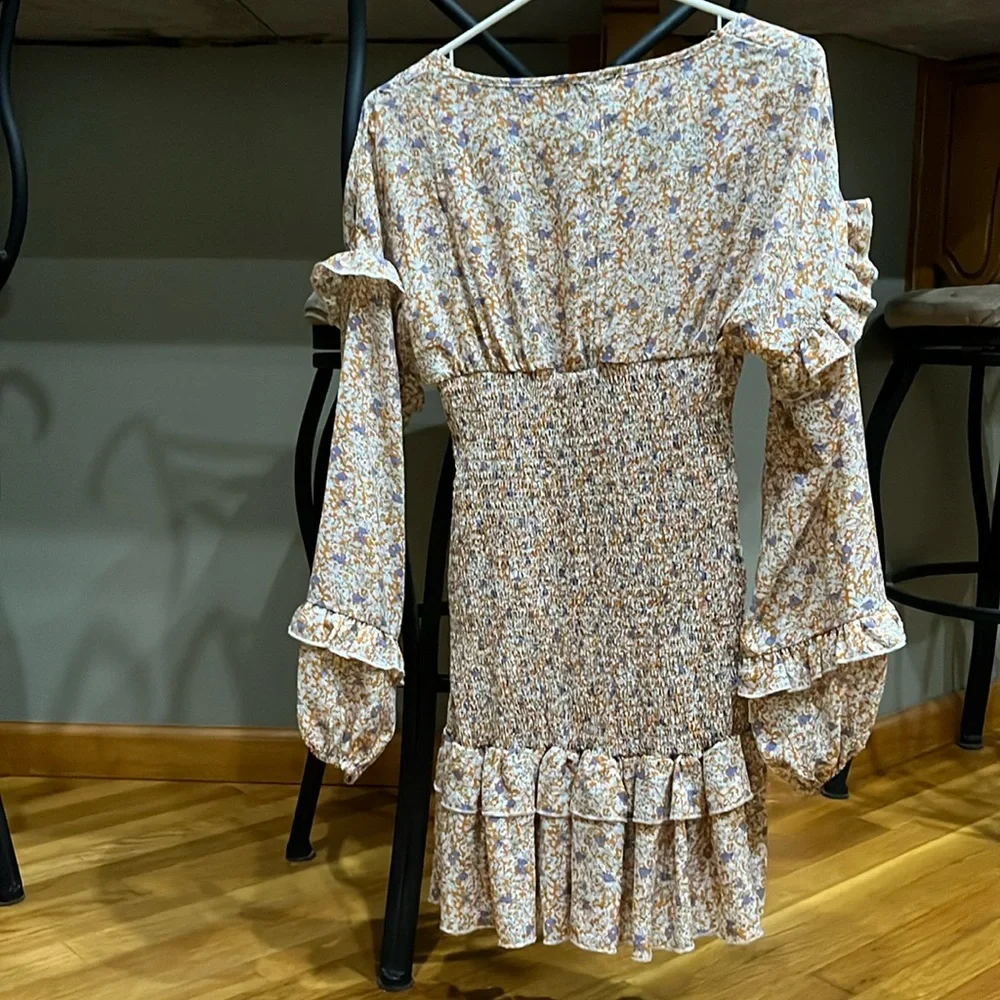 Nasty Gal Floral Dress, beautiful ruffles! Pretty peach and lilac colors - Picture 2 of 6